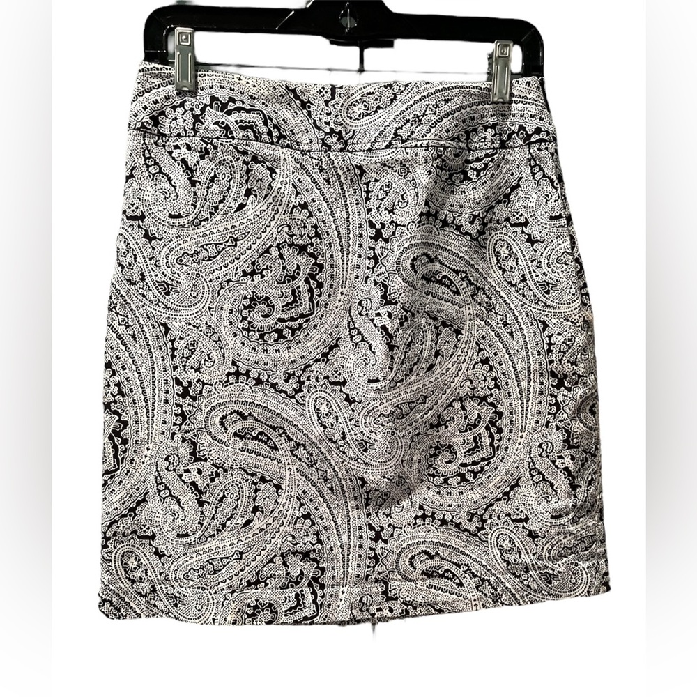 Rafaella Black and White Print Mini Skirt size 6